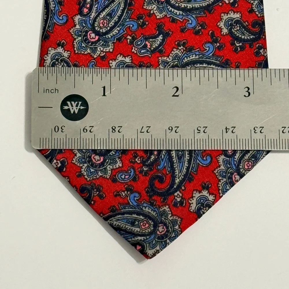 Italy Silk Paisley Necktie Red Blue Intricate Pattern 3.75 Inch Mens Tie